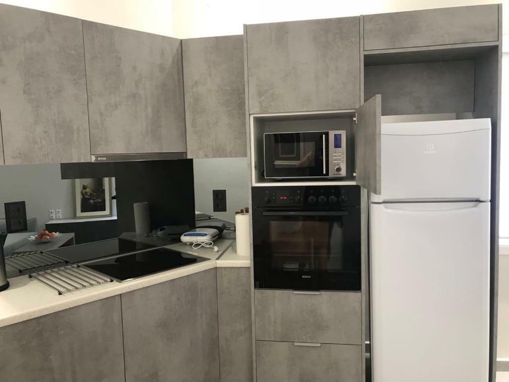 Molly'S House Apartment Ermoupoli Bagian luar foto